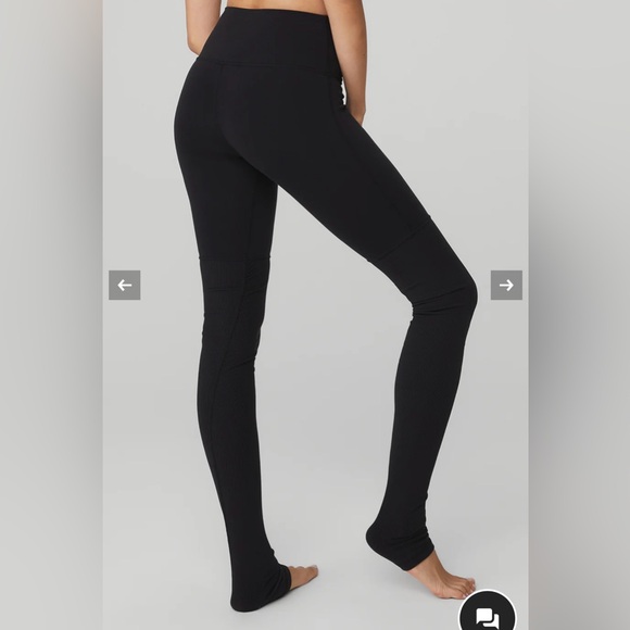 Alo Yoga Leggings - Picture 4 of 4